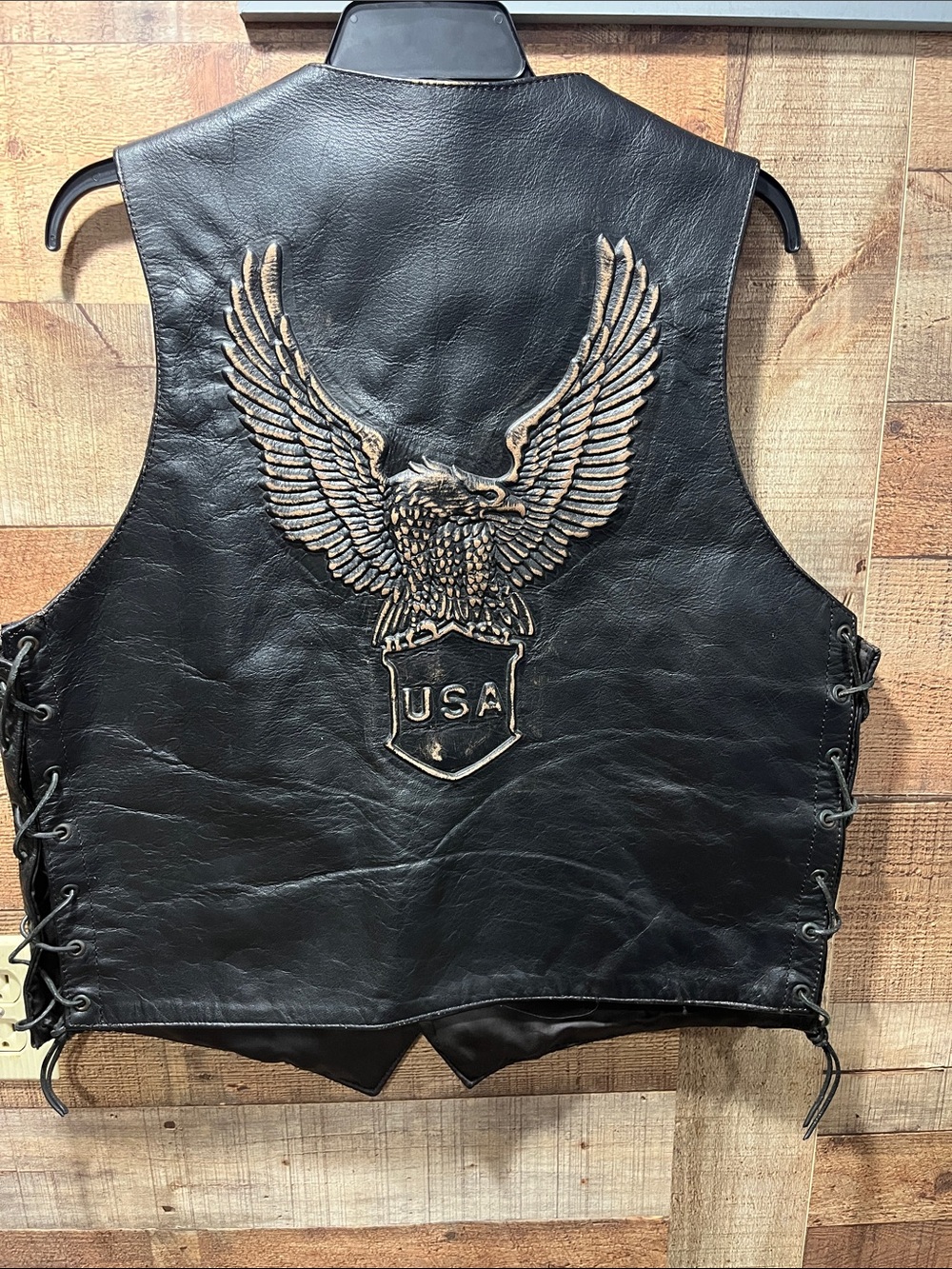 Unik Premium Leather Motorcycle vest American eagle on back men's size 44